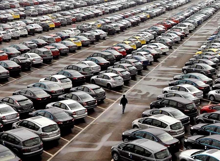 2025 Người Việt mua thêm nửa triệu ô tô. 